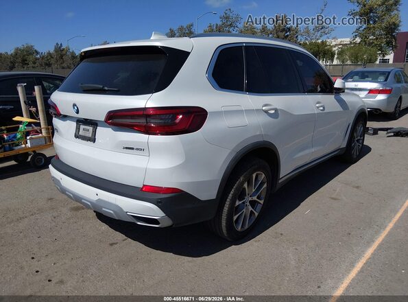 5UXCR6C59KLL23332 2019 BMW X5 White Задня права чверть