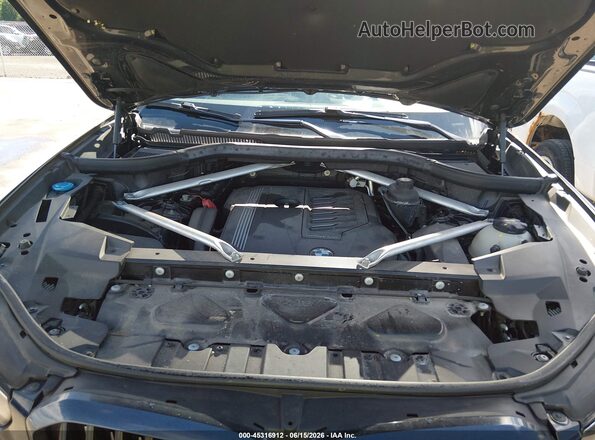 5UXCR6C59KLL34203 2019 BMW X5 Gray Vista trasera