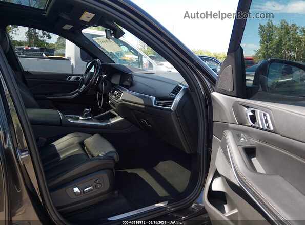 5UXCR6C59KLL34203 2019 BMW X5 Gray Vista interior delantera