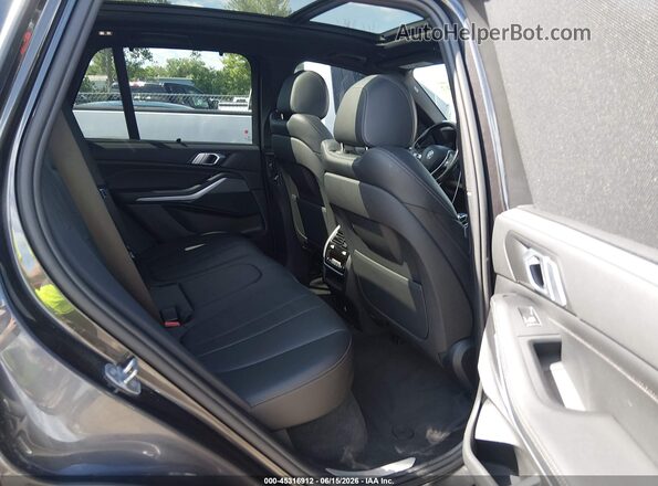 5UXCR6C59KLL34203 2019 BMW X5 Gray Vista de la etiqueta del VIN