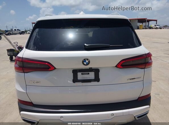 5UXCR6C59KLL39305 2019 BMW X5 White 