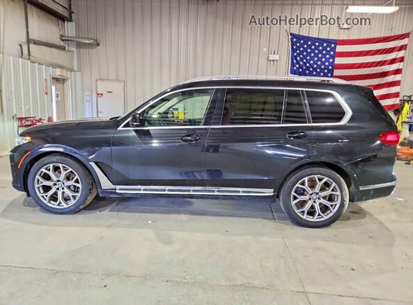 5UXCW2C00M9F66858 2021 BMW X7 Черный Вид наклейки с VIN-кодом