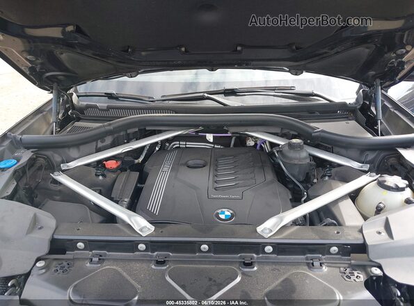5UXCW2C00N9L52046 2022 BMW X7 Black Вид ззаду