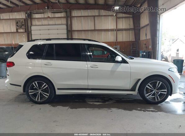 5UXCW2C02L9C57469 2020 BMW X7 White Вид задньої частини салону