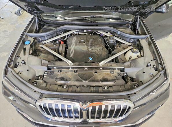 5UXCW2C03N9M42789 2022 BMW X7 Black Вид підкапотного простору