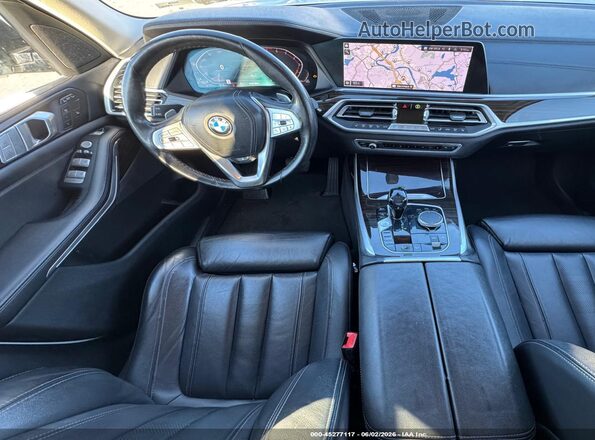 5UXCW2C05L9A03738 2020 BMW X7 White Widok z przodu