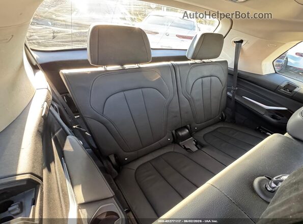 5UXCW2C05L9A03738 2020 BMW X7 White Widok deski rozdzielczej