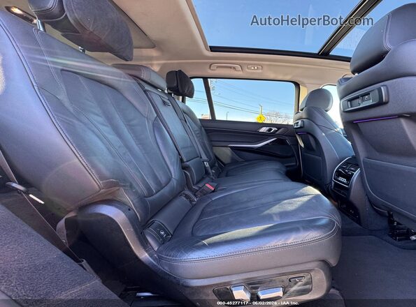 5UXCW2C05L9A03738 2020 BMW X7 White Widok naklejki z numerem VIN