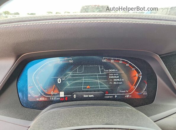 5UXCW2C05N9J59746 2022 BMW X7 Black Instrument cluster view