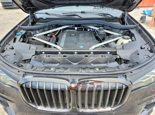5UXCW2C05N9J59746 2022 BMW X7 Black Engine compartment view