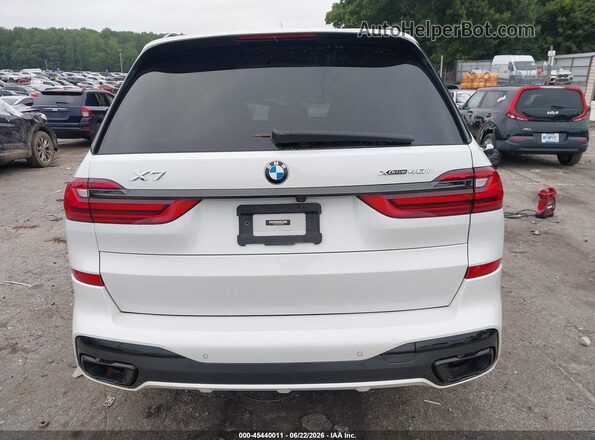 5UXCW2C05N9K22960 2022 BMW X7 White 