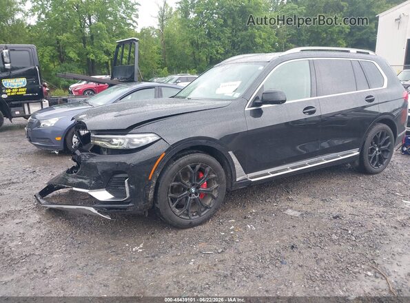 5UXCW2C07M9F32352 2021 BMW X7 Черный Передняя левая четверть