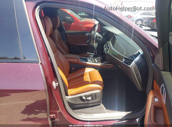 5UXCW2C07M9G93011 2021 BMW X7 Purple წინა სალონის ხედი