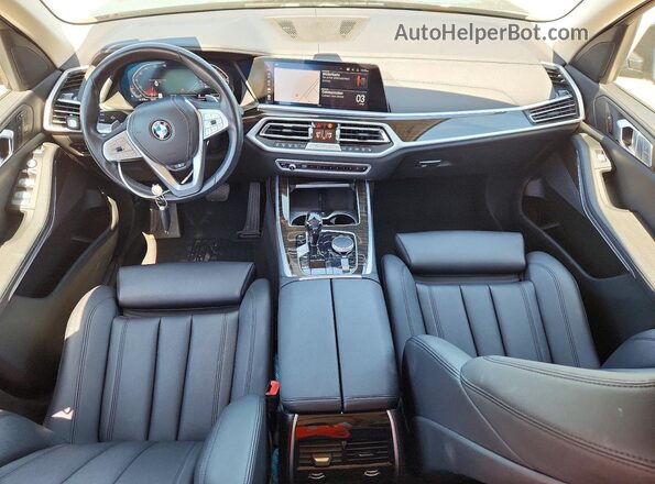 5UXCW2C07M9H31532 2021 BMW X7 Black Dashboard view