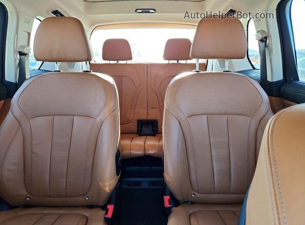5UXCW2C09L9B78025 2020 BMW X7 Blue უკანა სავარძლების ხედი