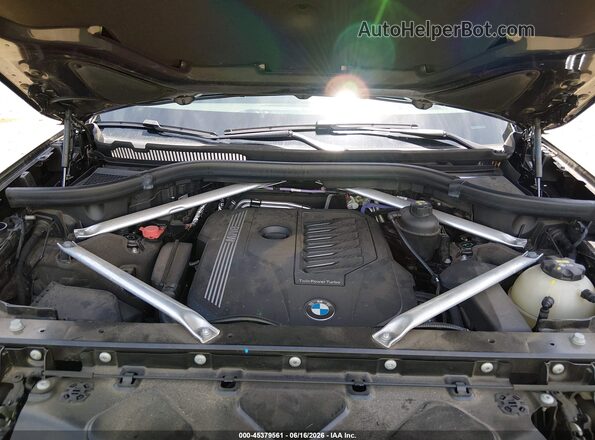 5UXCW2C09M9H37025 2021 BMW X7 Серый Вид сзади