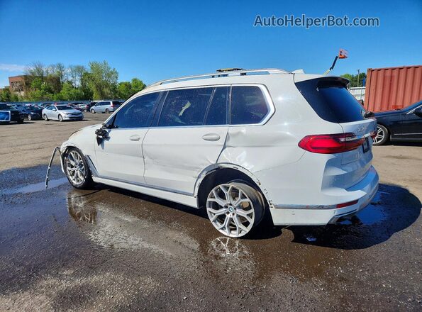 5UXCW2C56KL086896 2019 BMW X7 White 