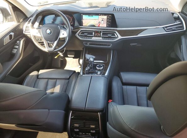 5UXCX4C53KLS36228 2019 BMW X7 White 