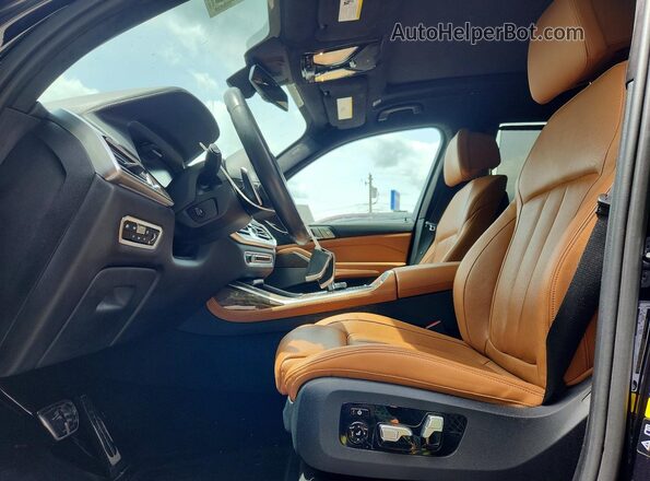 5UXCX4C54KLS38165 2019 BMW X7 Black Вид салону спереду