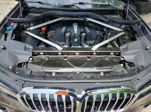 5UXCX4C54KLS38165 2019 BMW X7 Black Вид підкапотного простору