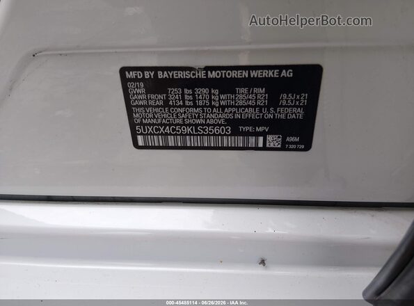 5UXCX4C59KLS35603 2019 BMW X7 White Engine compartment view