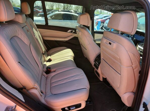 5UXCX6C01LLE35590 2020 BMW X7 White Rear interior view
