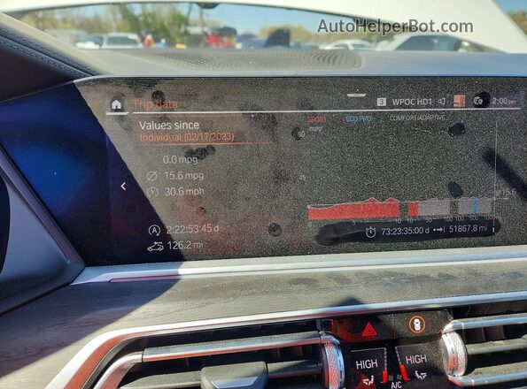 5UXCX6C01LLE35590 2020 BMW X7 White Instrument cluster view