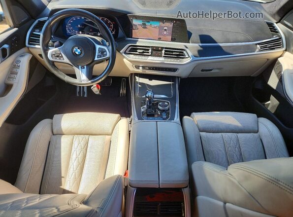 5UXCX6C01LLE35590 2020 BMW X7 White Dashboard view