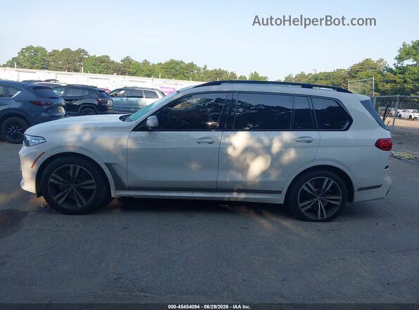 5UXCX6C01M9E61735 2021 BMW X7 White Панорамний вид салону 360°