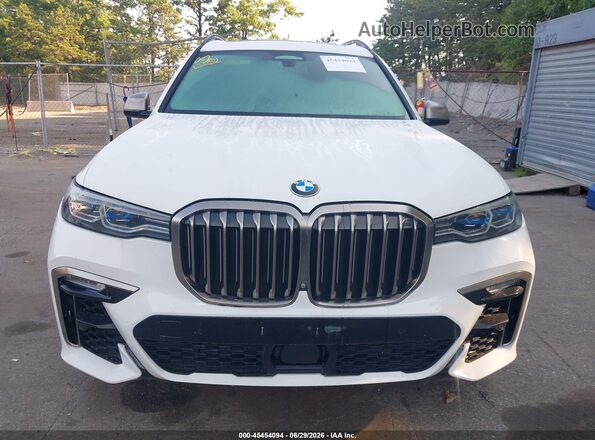 5UXCX6C01M9E61735 2021 BMW X7 White Вид щитка приладів