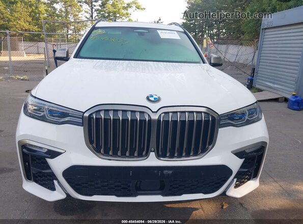 5UXCX6C01M9E61735 2021 BMW X7 White Вид спереду