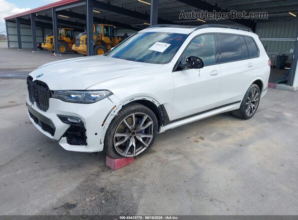 5UXCX6C02L9C38182 2020 BMW X7 White Vista tres cuartos delantera izquierda
