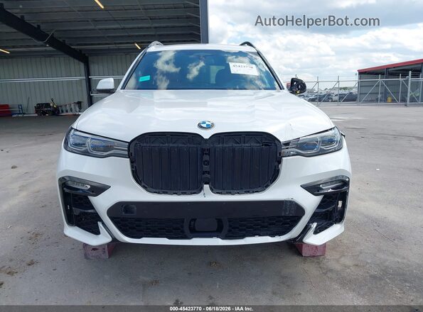 5UXCX6C02L9C38182 2020 BMW X7 White Vista interior trasera