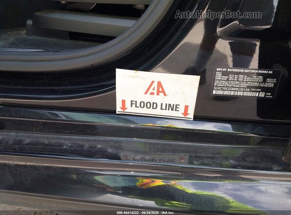 5UXCY6C03M9G36144 2021 BMW X6 Black Вид спереду