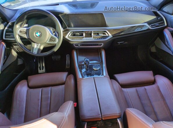 5UXCY6C04L9C97246 2020 BMW X6 White Widok deski rozdzielczej