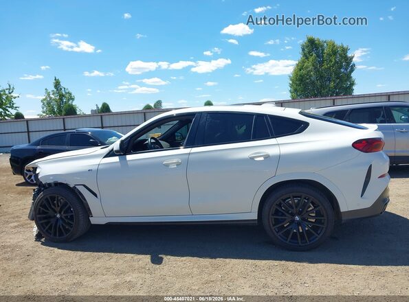 5UXCY8C02M9D74144 2021 BMW X6 White სალონის 360-გრადუსიანი ხედი