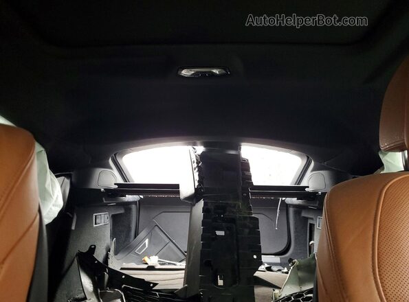 5UXCY8C02M9H68663 2021 BMW X6 Белый Вид задних сидений