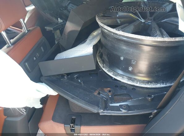 5UXCY8C06P9P49860 2023 BMW X6 Black VIN კოდის სტიკერის ხედი