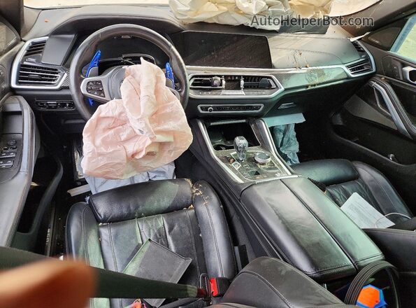 5UXCY8C07M9D95829 2021 BMW X6 White Вид панелі приладів