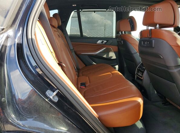 5UXJU2C59KLN49790 2019 BMW X5 Blue Vista de los asientos traseros