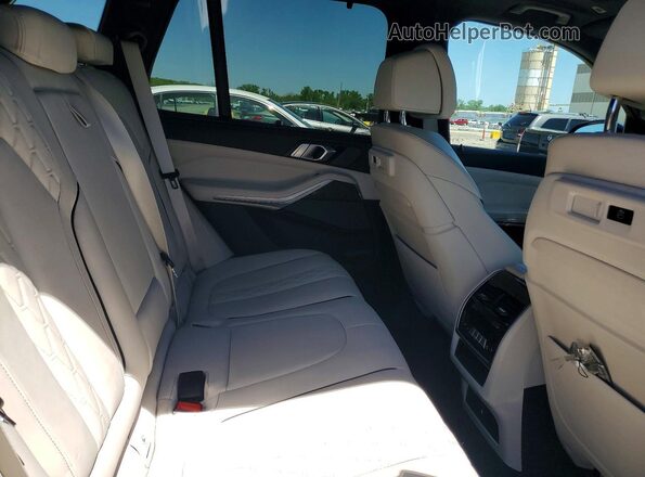 5UXJU4C00M9G77855 2021 BMW X5 Blue Rear interior view