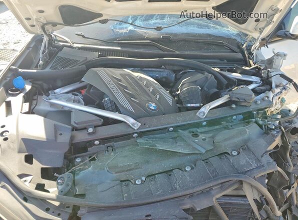 5UXJU4C02L9C19829 2020 BMW X5 White ძრავის განყოფილების ხედი