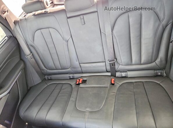 5UXJU4C07N9L72741 2022 BMW X5 Blue Rear seats view