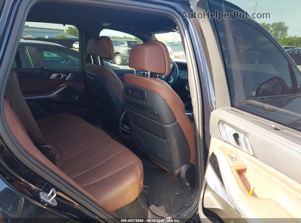 5UXJU4C09N9J27052 2022 BMW X5 Black Vista de la etiqueta del VIN