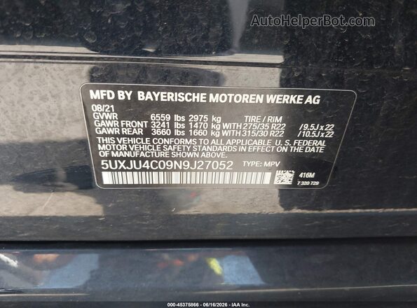 5UXJU4C09N9J27052 2022 BMW X5 Black Vista del compartimento del motor
