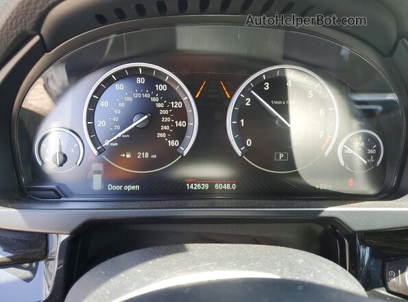5UXKR0C36H0X81590 2017 BMW X5 White Instrument cluster view