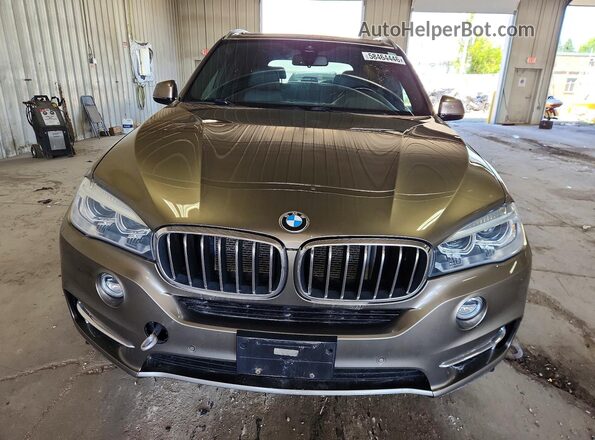 5UXKR0C52J0X98264 2018 BMW X5 Tan Widok z przodu