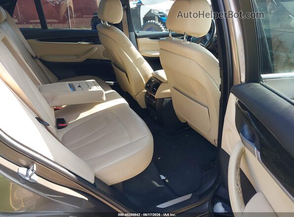 5UXKR0C55J0X88604 2018 BMW X5 Black VIN կոդի պիտակի տեսք