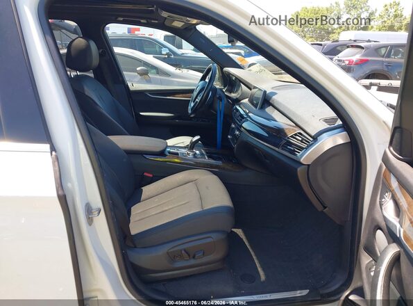 5UXKR0C55J0Y02730 2018 BMW X5 White Widok wnętrza z przodu