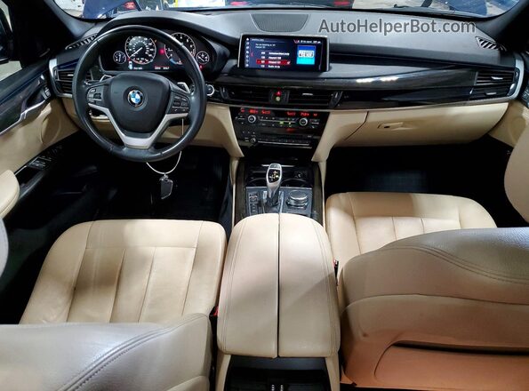 5UXKR0C55JL077399 2018 BMW X5 Black Vista del salpicadero
